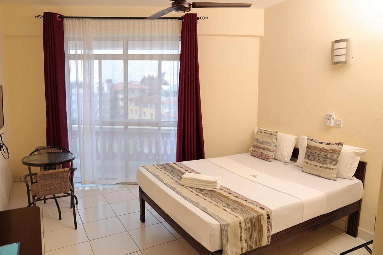 מומבסה Merry Villa Hotel & Apartments מראה חיצוני תמונה