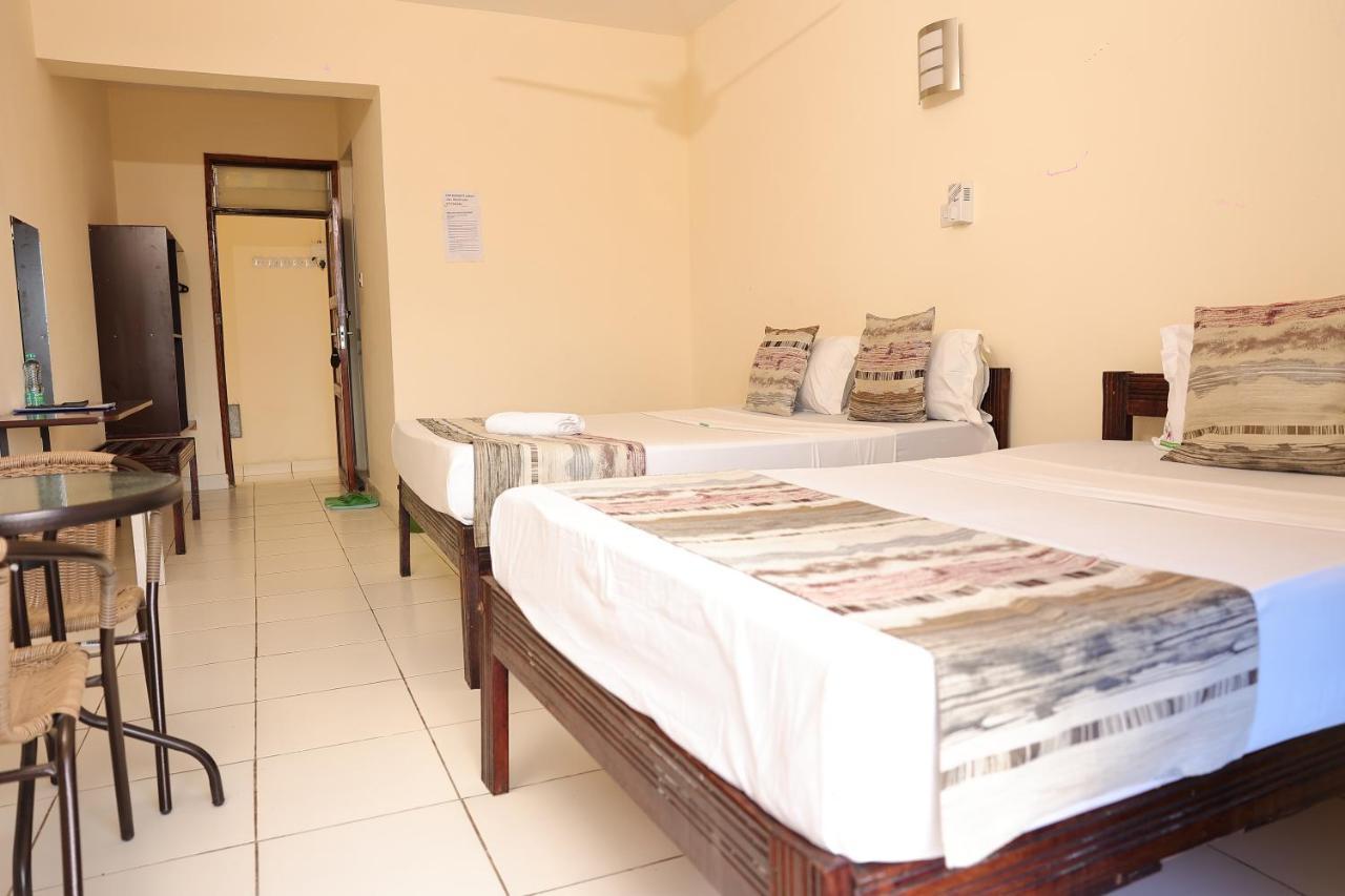 מומבסה Merry Villa Hotel & Apartments מראה חיצוני תמונה